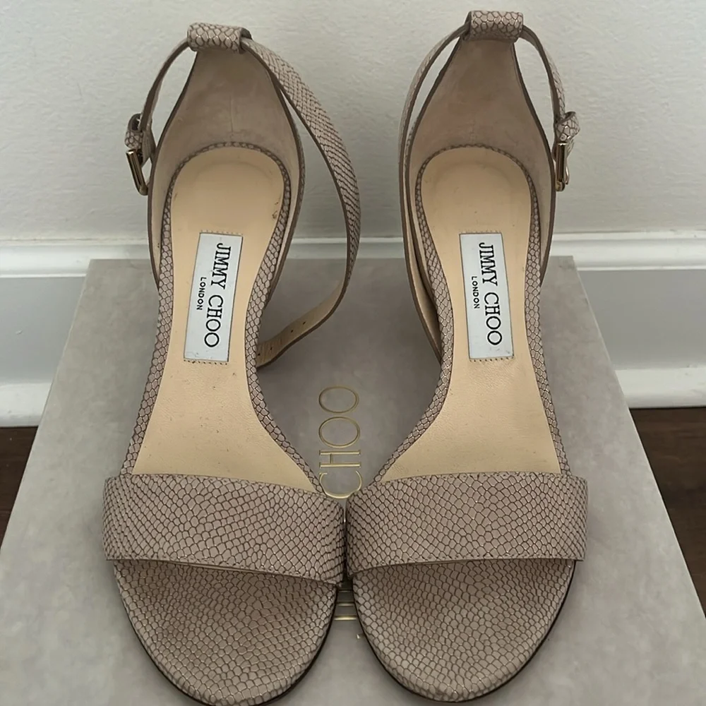 Jimmy Choo Edina 37.5 Nude - Picture 3 of 7